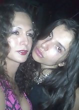 Hot Nikki posing with London tgirls